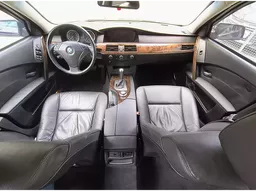 BMW 545i