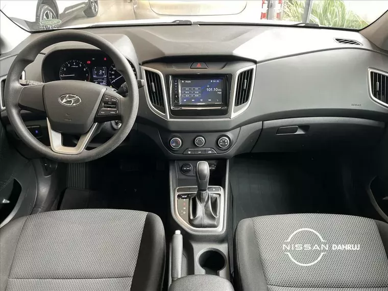 Hyundai Creta Branco 13