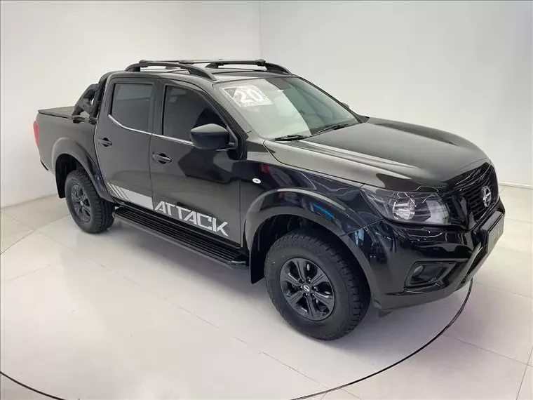 Nissan Frontier Preto 11