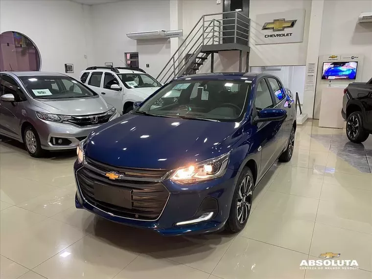 Chevrolet Onix Azul 4