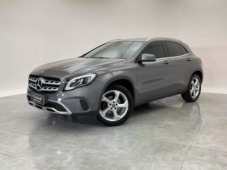 Mercedes-benz GLA 200 Cinza 2