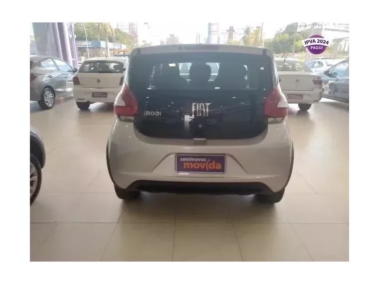 Fiat Mobi Prata 5