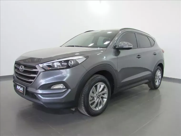 Hyundai Tucson Cinza 9