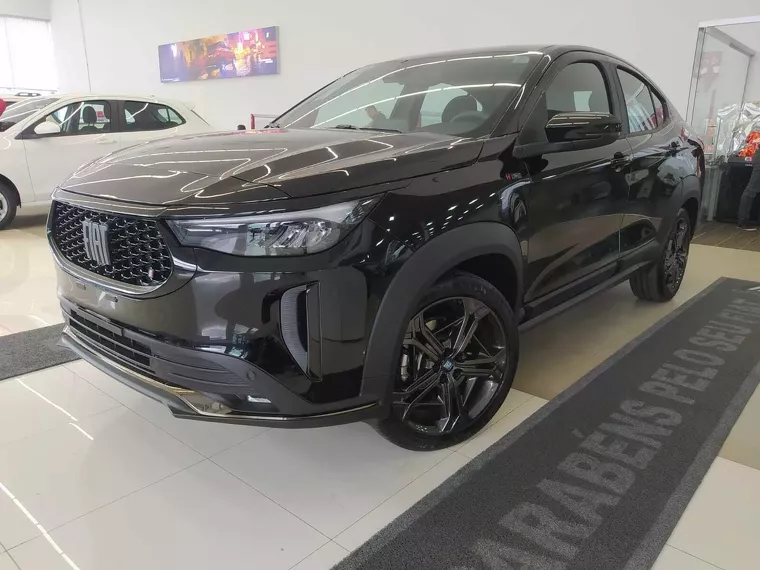 Fiat Fastback Preto 14