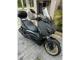 Xmax