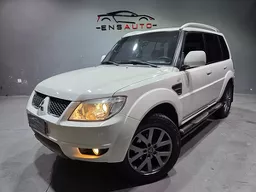 Mitsubishi Pajero TR4