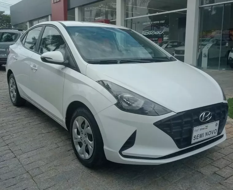 Hyundai HB20S Branco 4