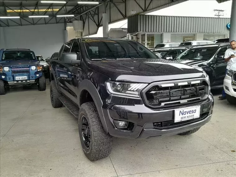 Ford Ranger Preto 11