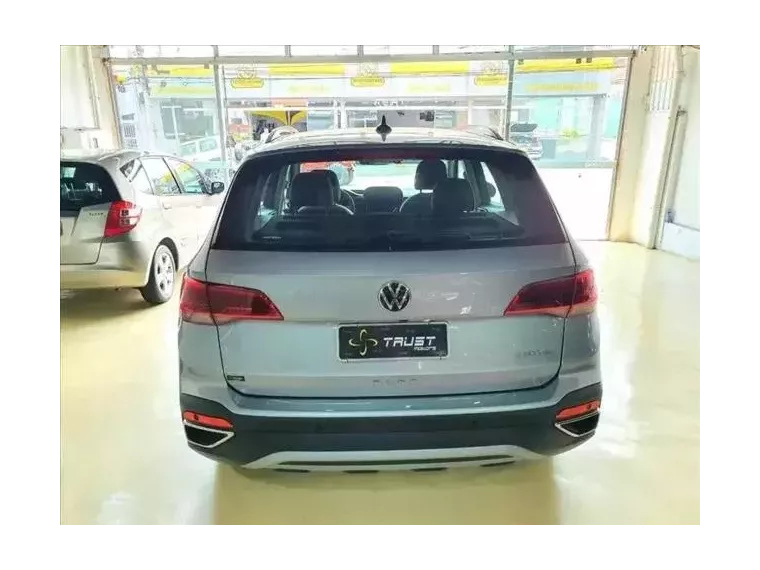 Volkswagen Taos Prata 9