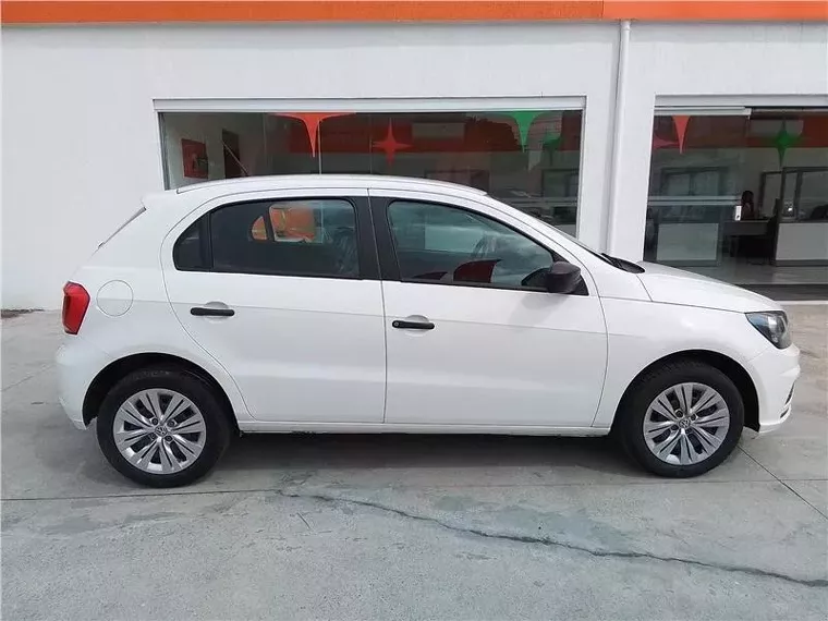 Volkswagen Gol Branco 10