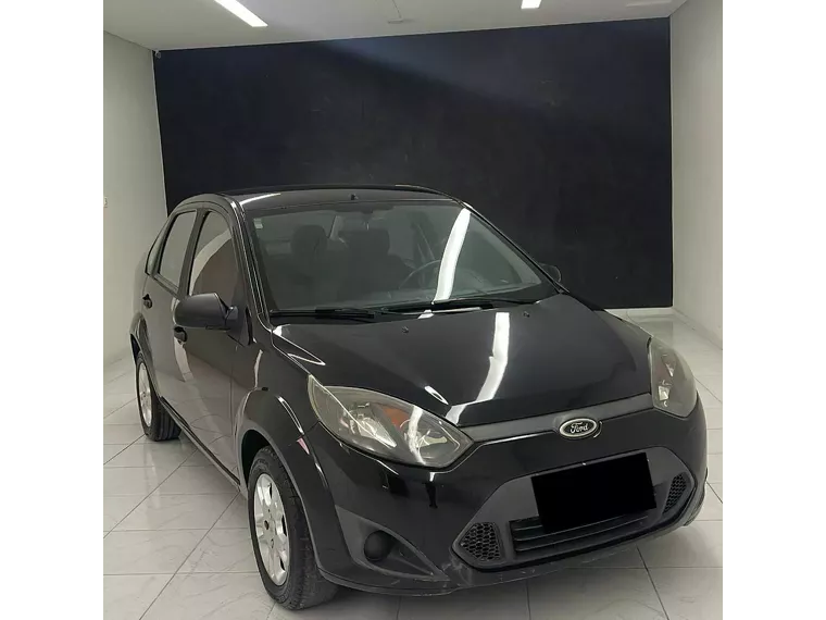 Ford Fiesta Preto 3