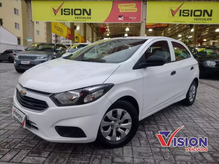 Chevrolet Onix Branco 19