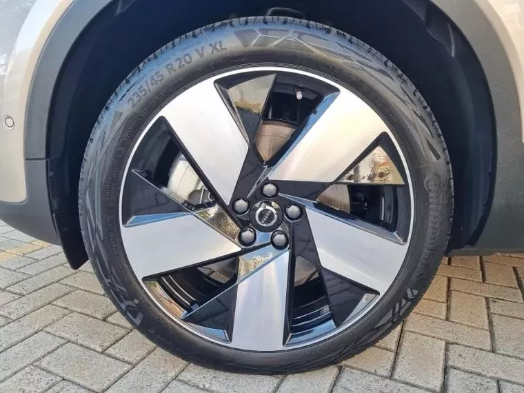 Volvo XC40 Prata 8