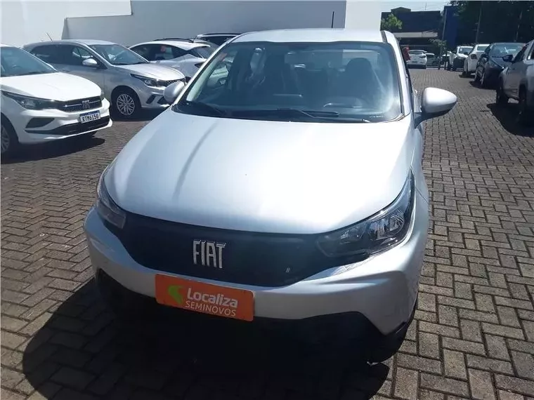 Fiat Argo Prata 10