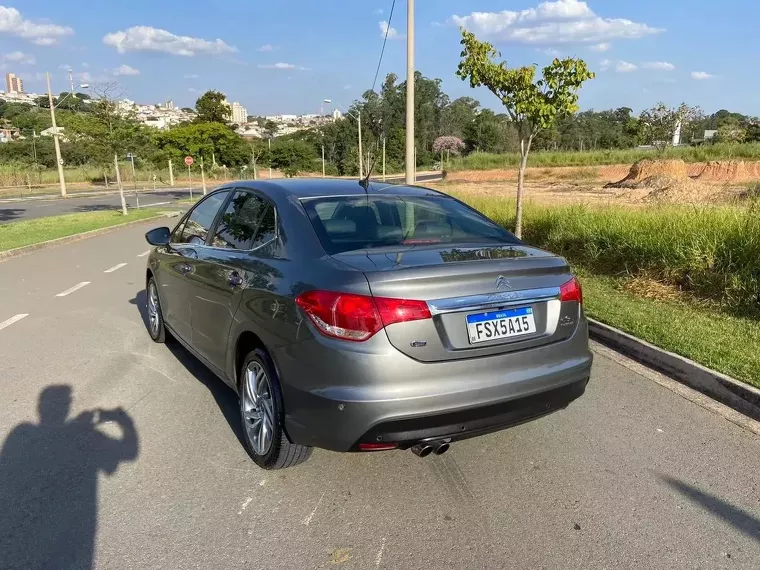 Citroën C4 Lounge Cinza 3