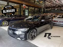 BMW 330e