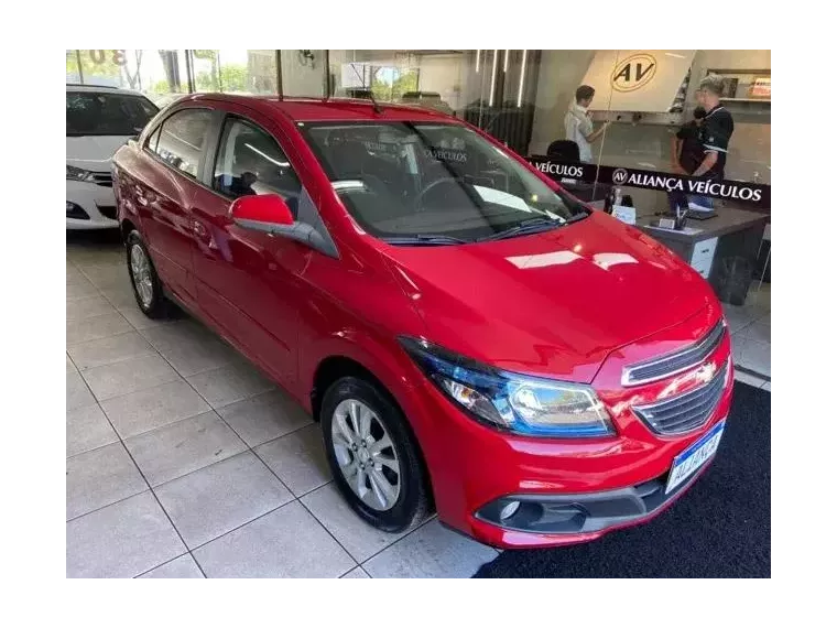 Chevrolet Prisma Vermelho 1