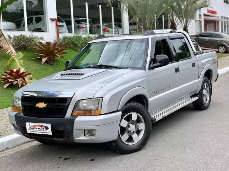 Chevrolet S10 Prata 6