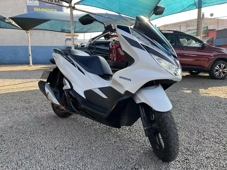 Honda PCX Branco 1