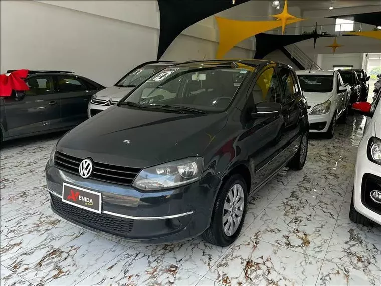 Volkswagen Fox Cinza 1