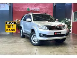 Toyota Hilux SW4