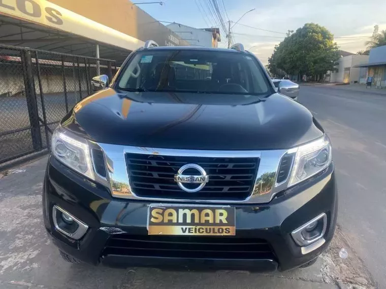 Nissan Frontier Preto 7