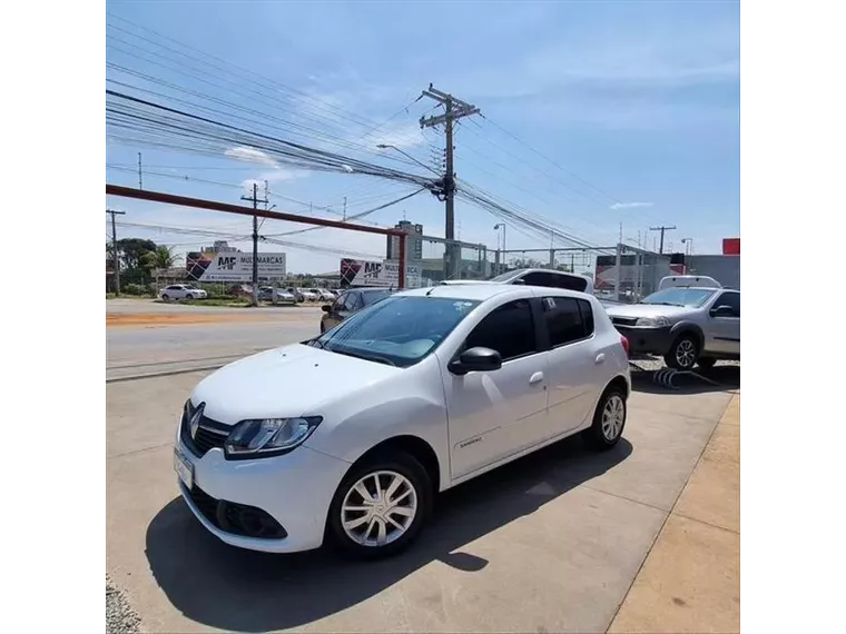 Renault Sandero Branco 13