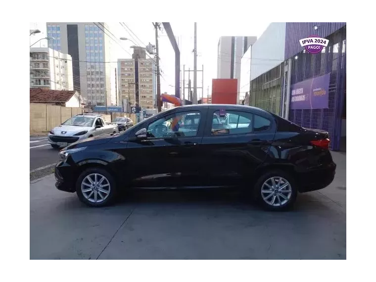 Fiat Cronos Preto 4