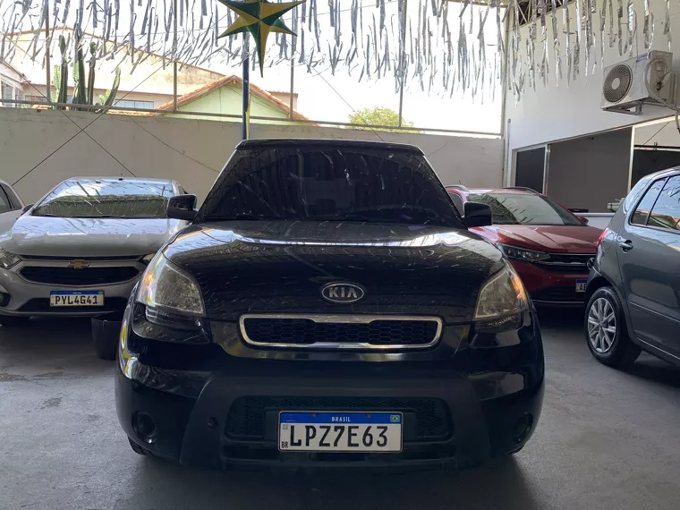 KIA Soul Preto 1