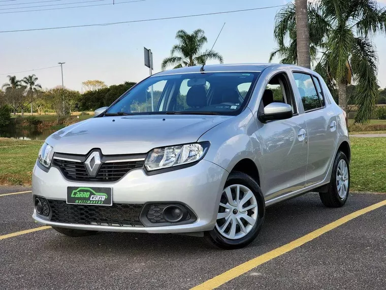 Renault Sandero Prata 11