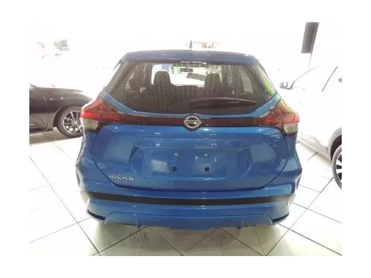 Nissan Kicks Azul 9