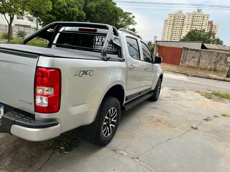 Chevrolet S10 Prata 14