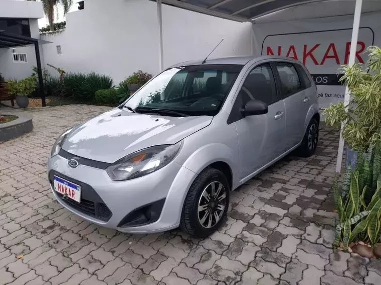 Ford Fiesta Prata 1