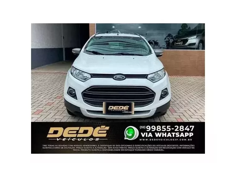 Ford Ecosport Branco 4