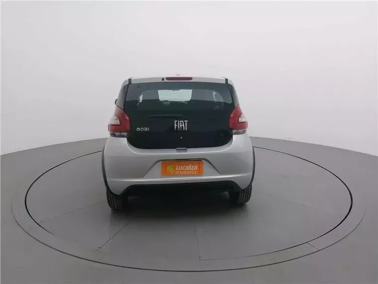 Fiat Mobi Prata 6