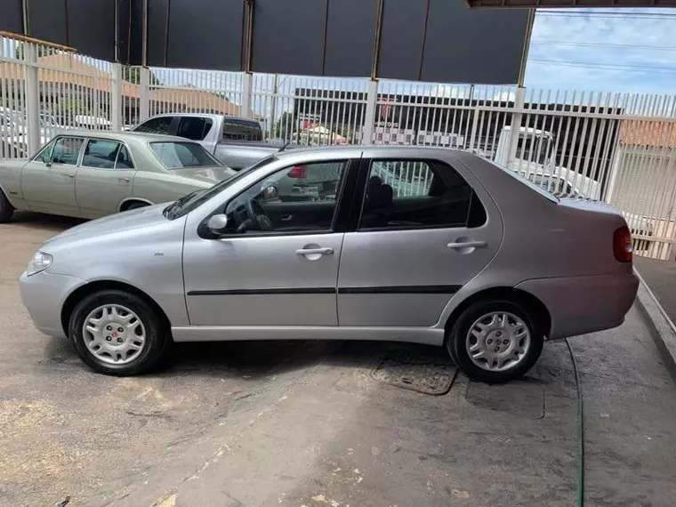 Fiat Siena Prata 8