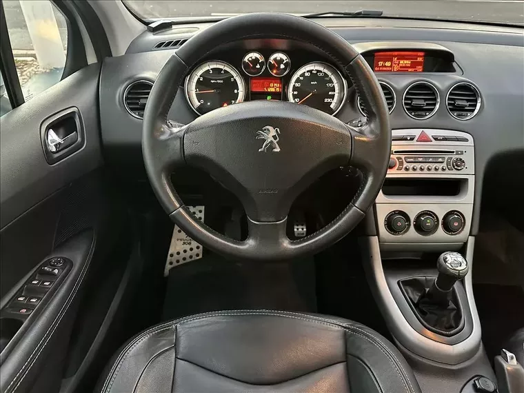 Peugeot 308 Branco 8