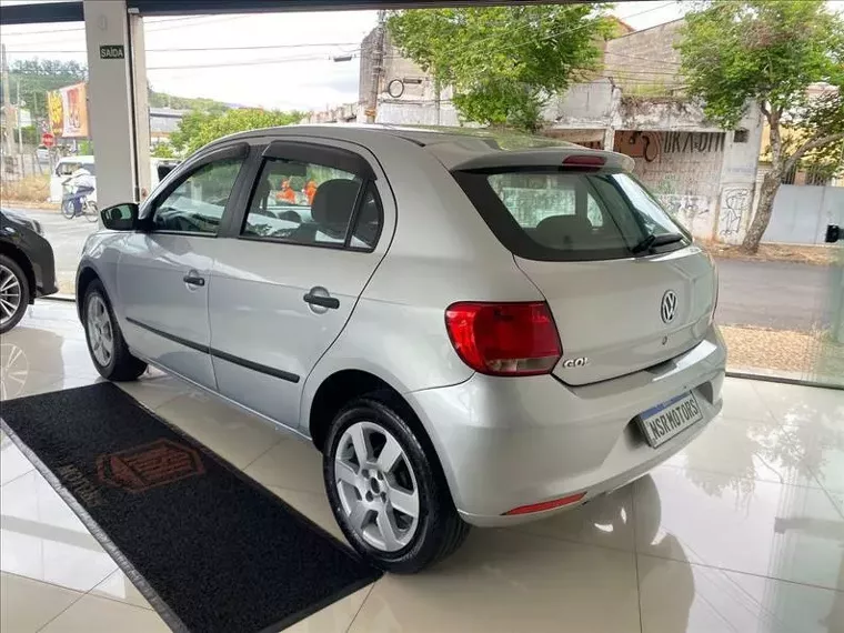 Volkswagen Gol Prata 5