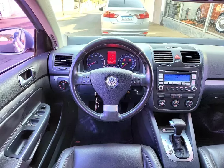 Volkswagen Jetta Prata 5