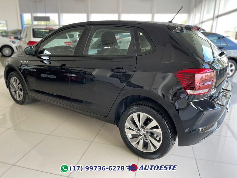 Volkswagen Polo Hatch Preto 11