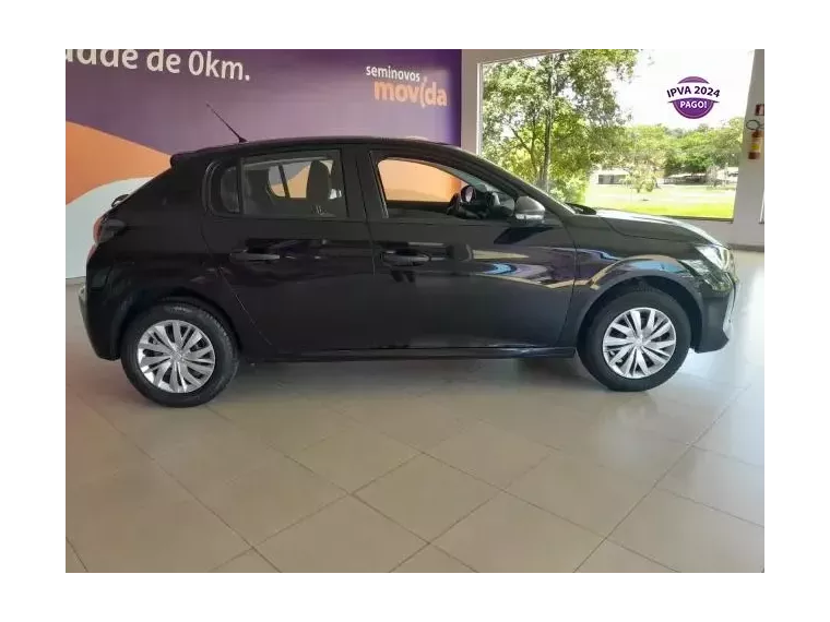 Peugeot 208 Preto 1