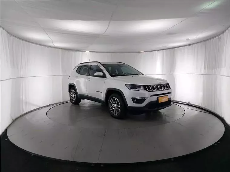 Jeep Compass Branco 18