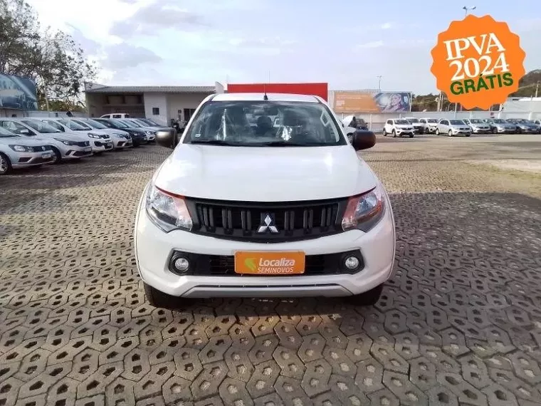 Mitsubishi L200 Triton Branco 2