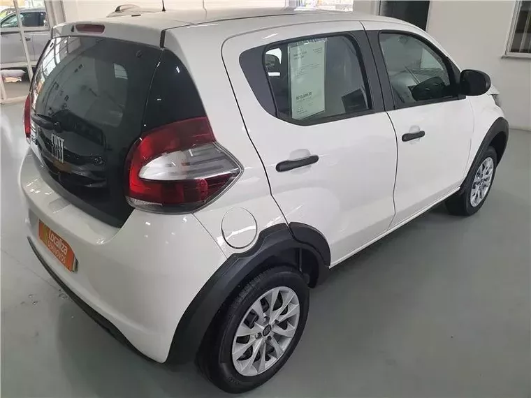 Fiat Mobi Branco 7