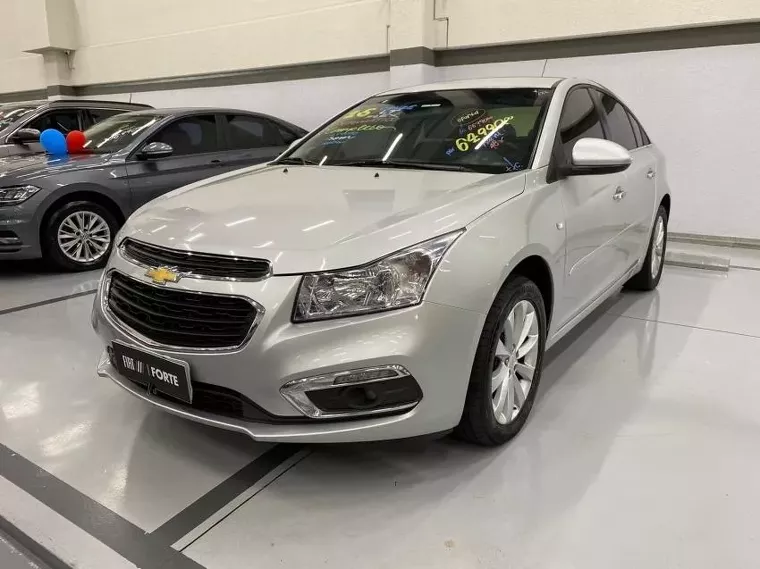 Chevrolet Cruze Prata 1