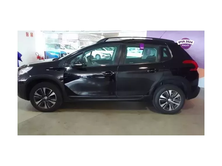 Peugeot 2008 Preto 7