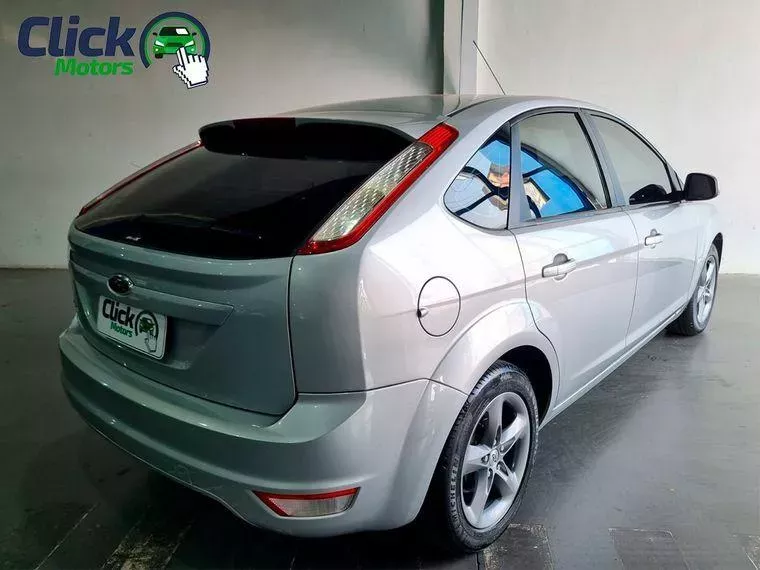 Ford Focus Prata 3