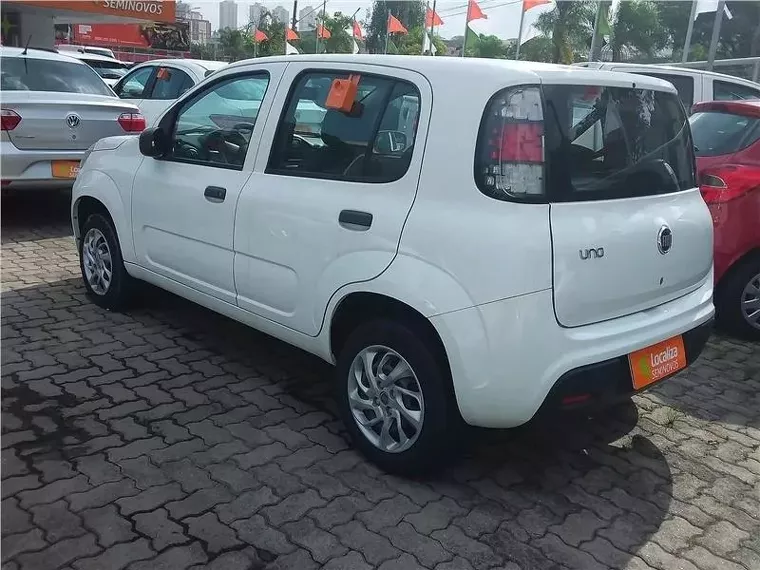 Fiat Uno Branco 13