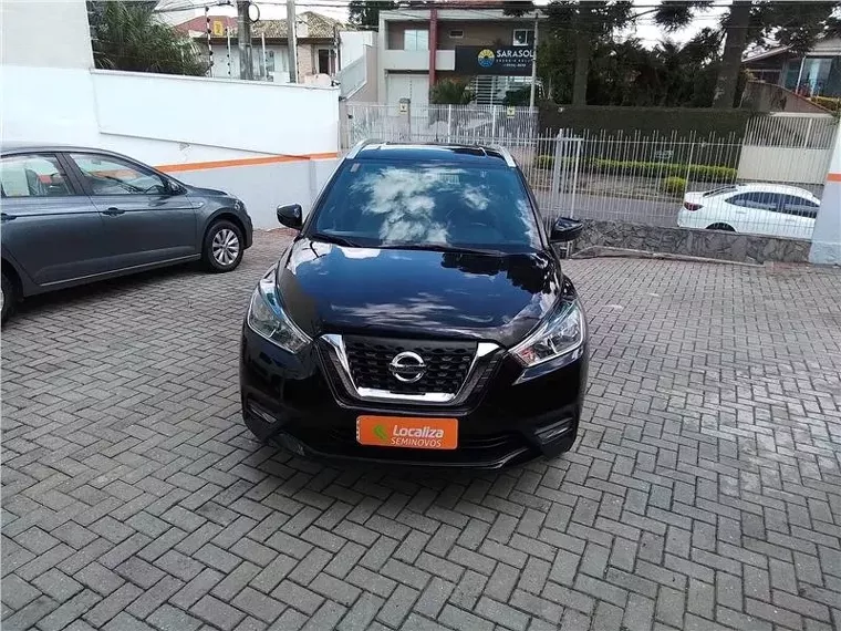 Nissan Kicks Preto 9