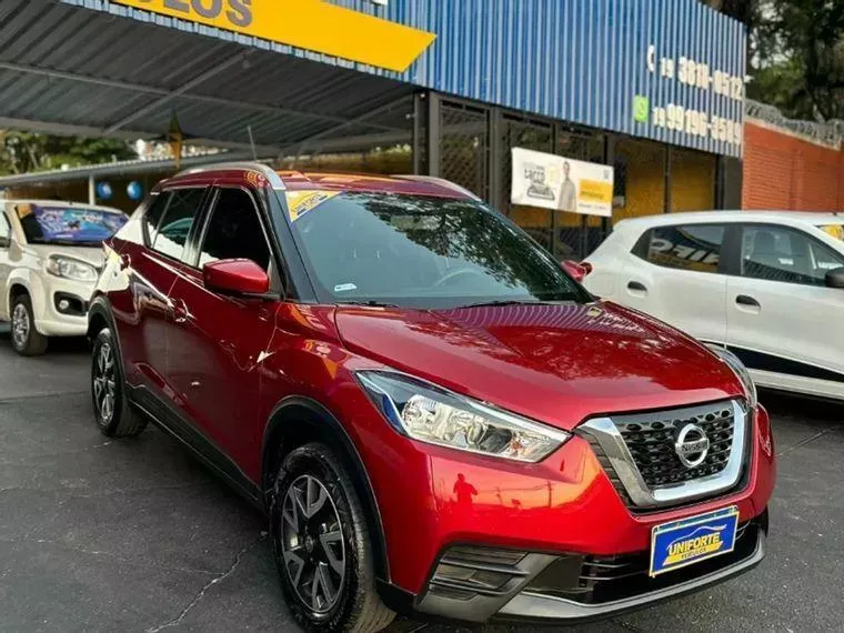 Nissan Kicks Vermelho 2